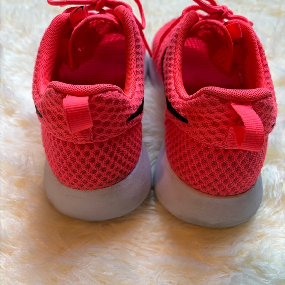 Nike Roshe One Hot Lava Mesh Lightweight Breathable Athletic Sneakers Men’s 8.5 - Picture 4 of 6